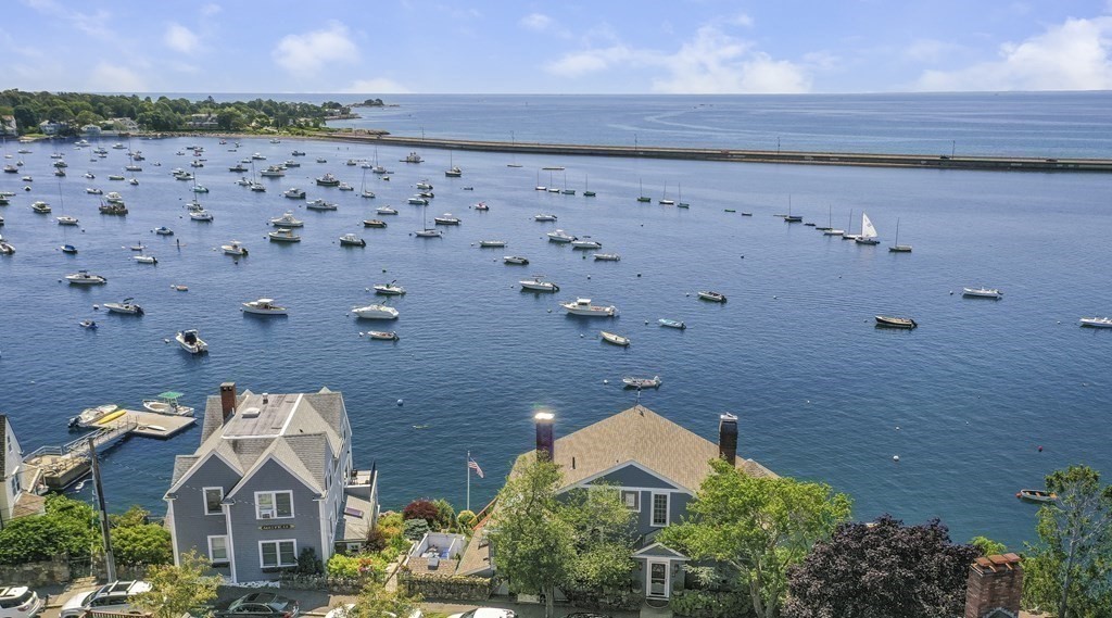 22 Cliff Street Marblehead, MA 01945 - Photo 12 of 37