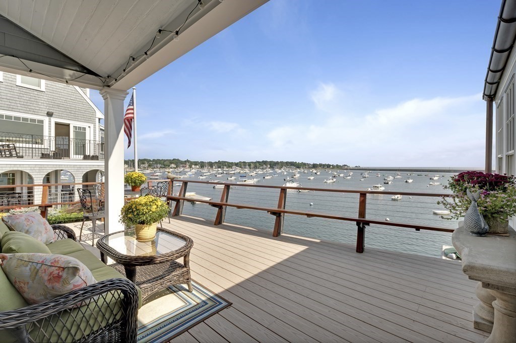 22 Cliff Street Marblehead, MA 01945 - Photo 20 of 37