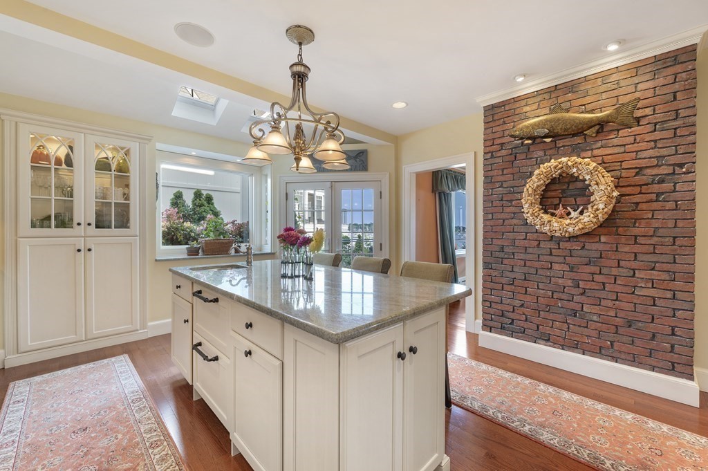 22 Cliff Street Marblehead, MA 01945 - Photo 22 of 37