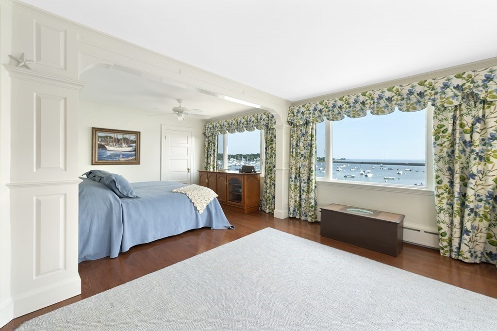 22 Cliff Street Marblehead, MA 01945 - Photo 23 of 37