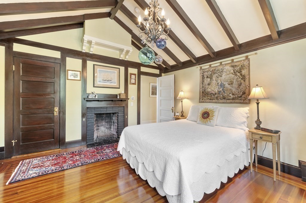 22 Cliff Street Marblehead, MA 01945 - Photo 29 of 37