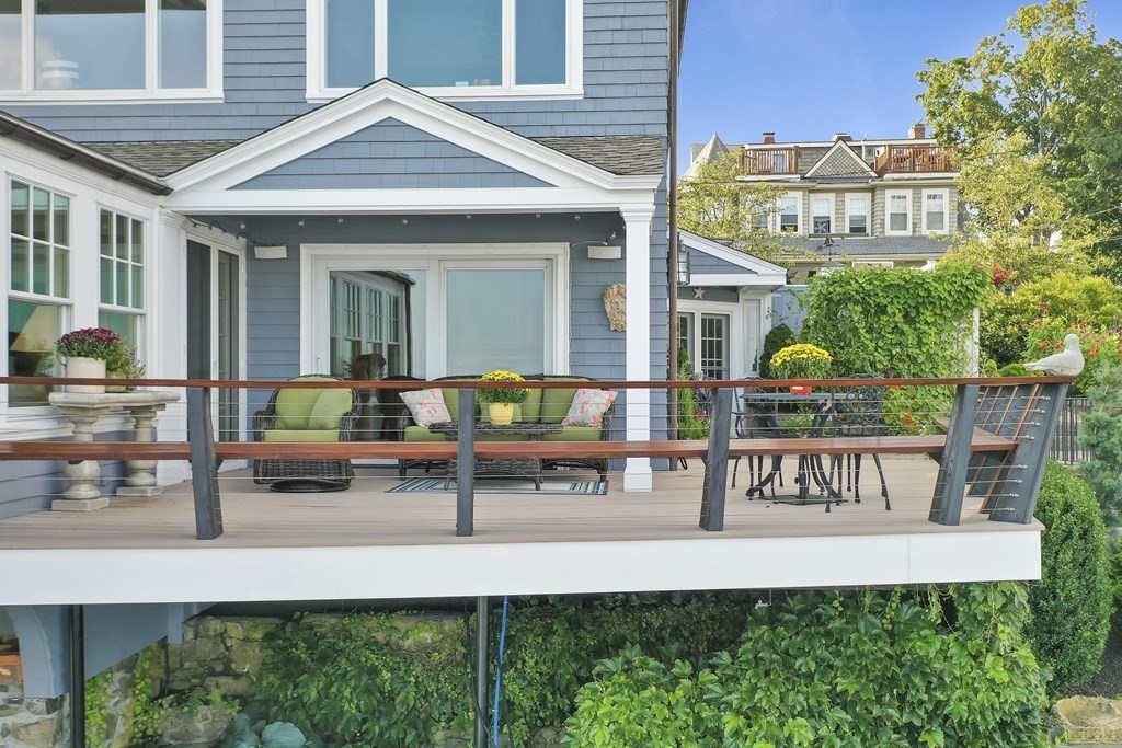 22 Cliff Street Marblehead, MA 01945 - Photo 6 of 37