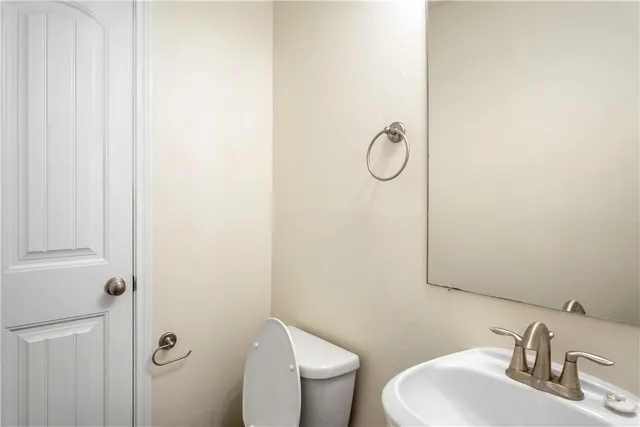 $1,325 | 218 Sterling Street, Unit NO BALCONY, College Station, TX 77840