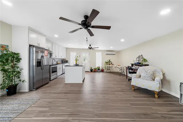 $399,900 | 367 Illinois Avenue, China Spring, TX 76633