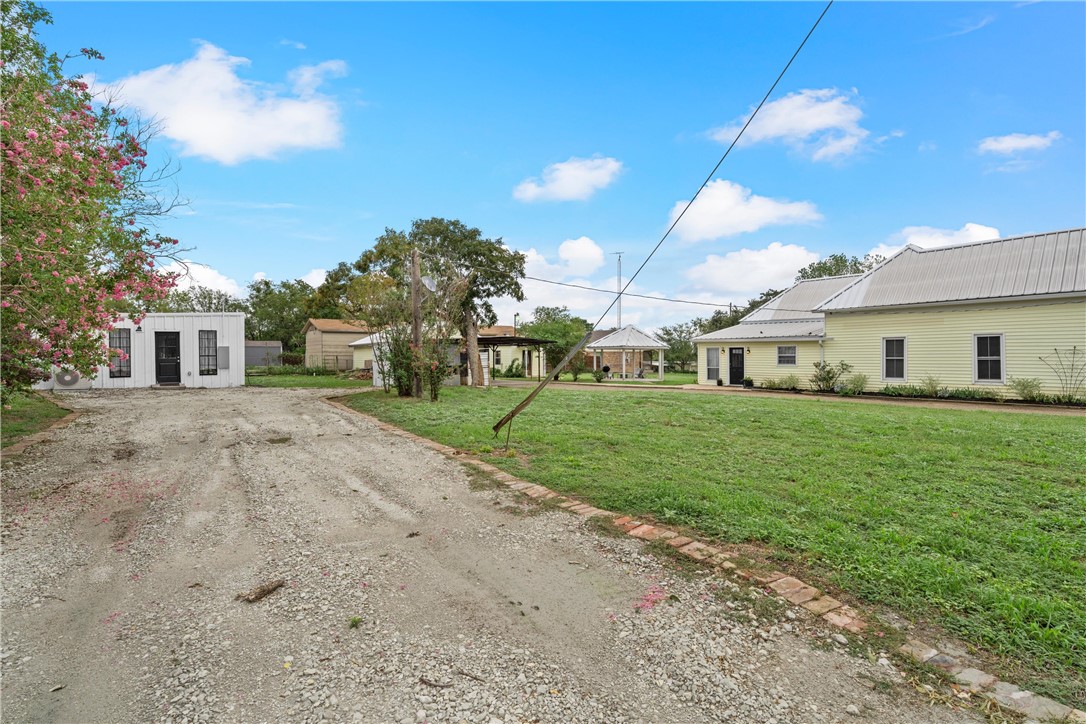 367 Illinois Avenue China Spring, TX 76633 - Photo 39 of 48