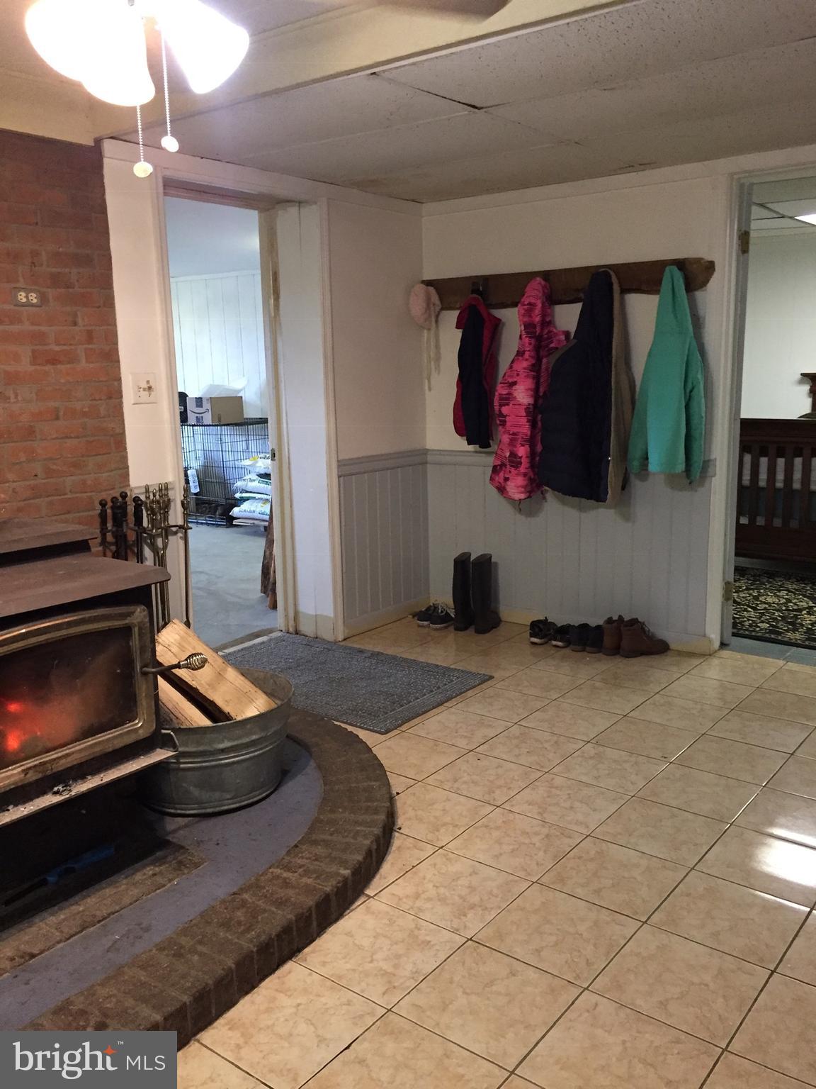 2327 Meadow View Road Manheim, PA 17545 - Photo 28 of 35