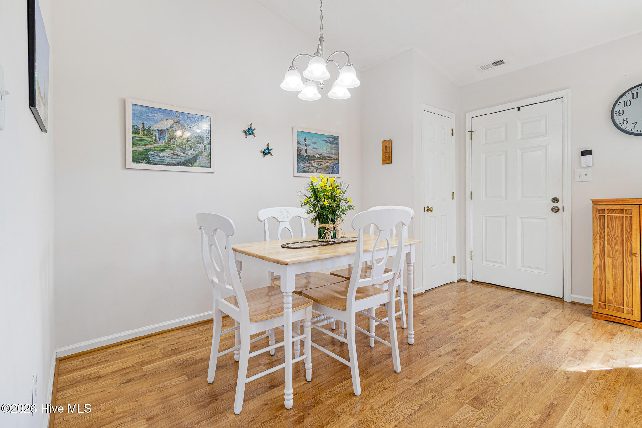 2900 Myrtle Street, Unit 11 ROSEWOOD VILLAGE Morehead City, NC 28557 - Photo 10 of 27 Dining Area