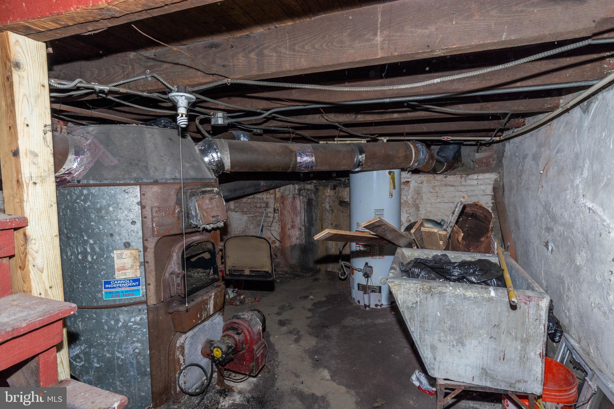 1218 North Spring Street Baltimore, MD 21213 - Photo 4 of 10