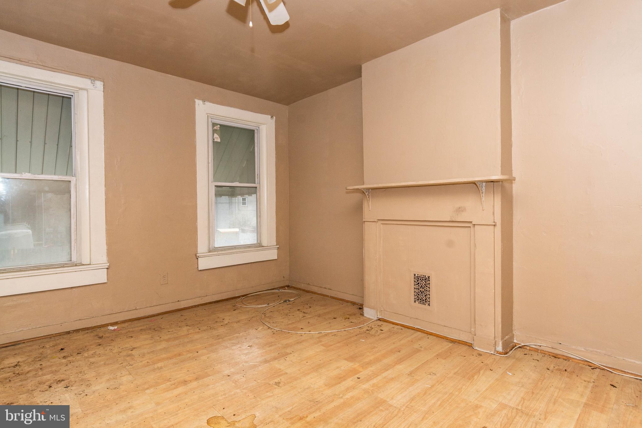 1218 North Spring Street Baltimore, MD 21213 - Photo 6 of 10