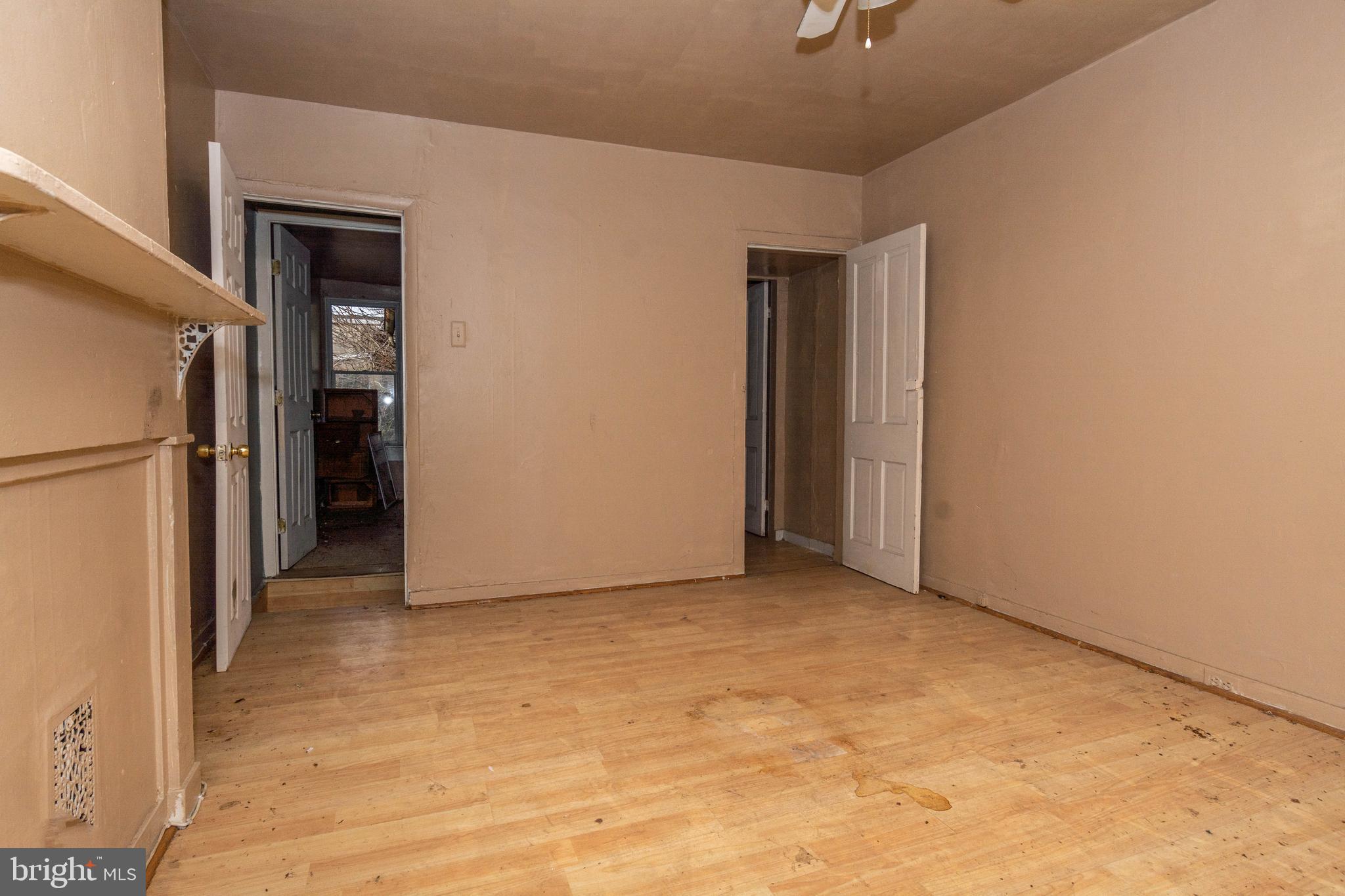 1218 North Spring Street Baltimore, MD 21213 - Photo 7 of 10