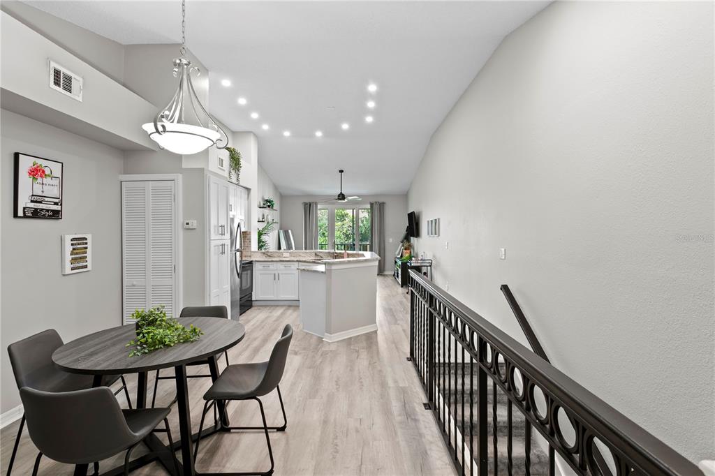 1040 Normandy Trace Road Tampa, FL 33602 - Photo 10 of 37