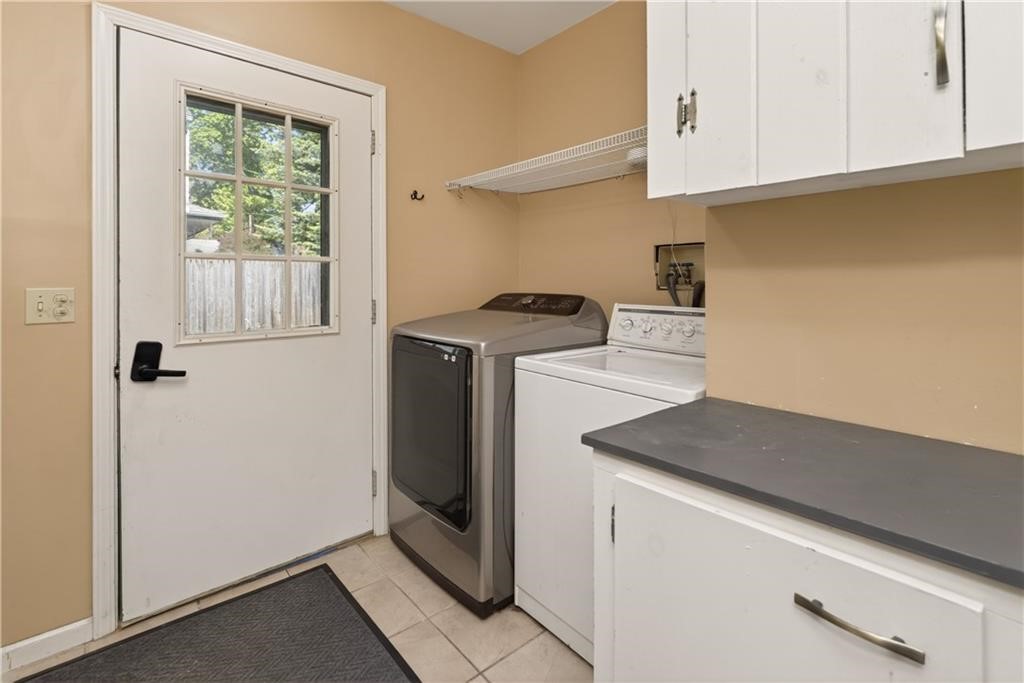 370 Susquehanna Road Brighton, NY 14618 - Photo 18 of 30 Side Door/Laundry