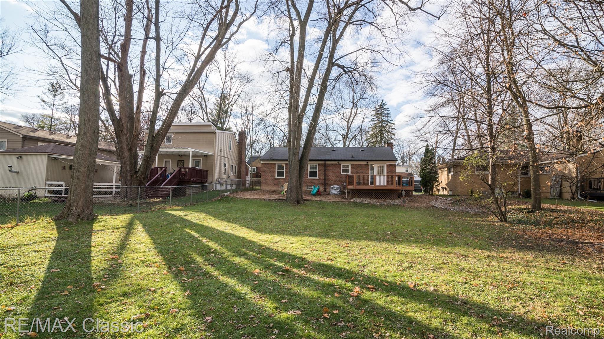 22624 Power Road Farmington, MI 48336 - Photo 17 of 43 004_10.jpg