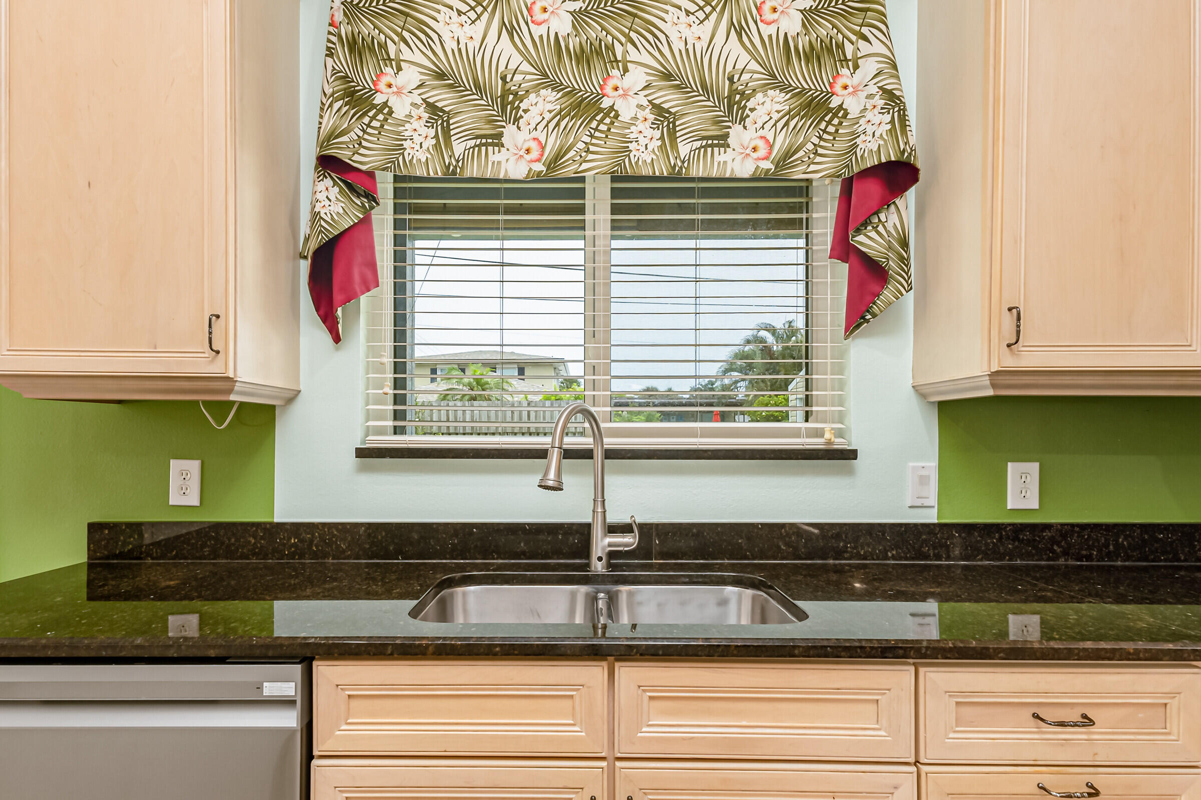 2501 Reed Avenue Melbourne, FL 32901 - Photo 13 of 78 33_2501Reed223_mls