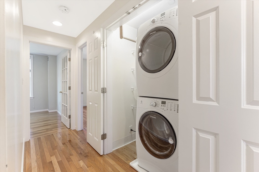 55 Chelsea Street, Unit 55 Boston, MA 02129 - Photo 13 of 22