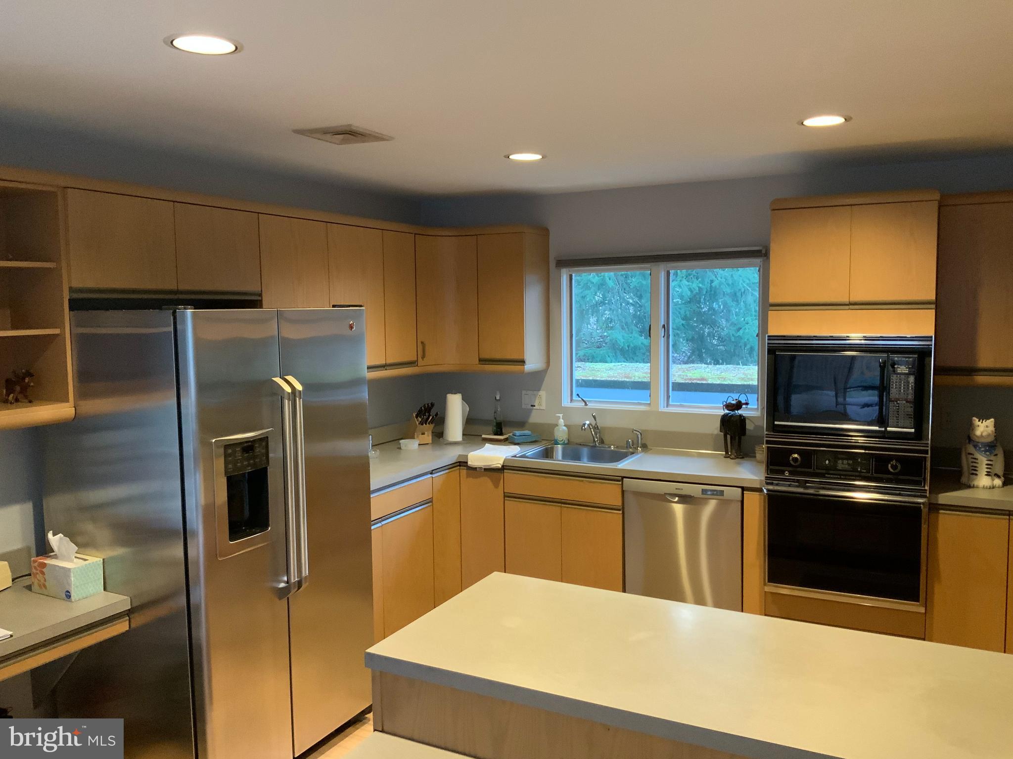 17900 Pond Road Ashton, MD 20861 - Photo 12 of 29 Gallery Image 12