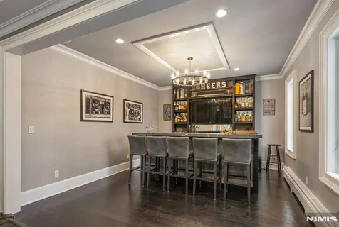 $2,395,000 | 11 Aldbury Drive, Upper Saddle River, NJ 07458