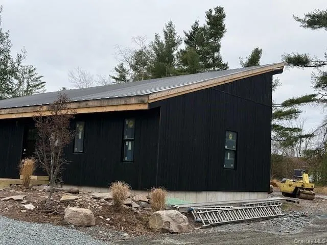 a side view of a house