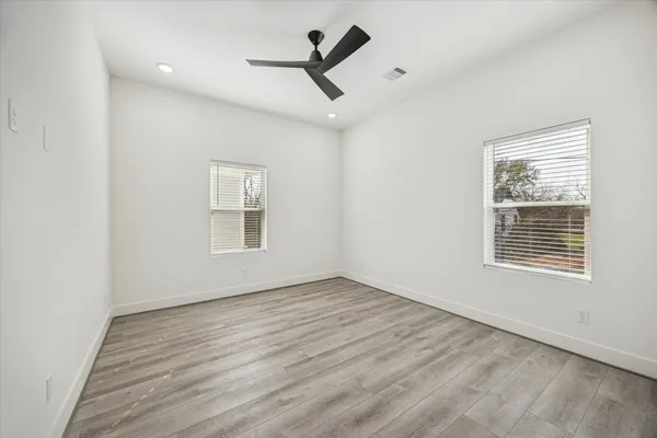 $2,500 | 6644 Lozier Street, Houston, TX 77021