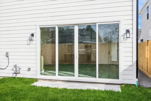 $2,300 | 6644 Lozier Street, Houston, TX 77021