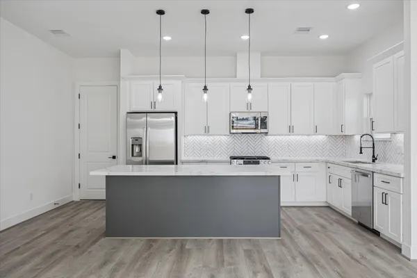 $2,300 | 6644 Lozier Street, Houston, TX 77021