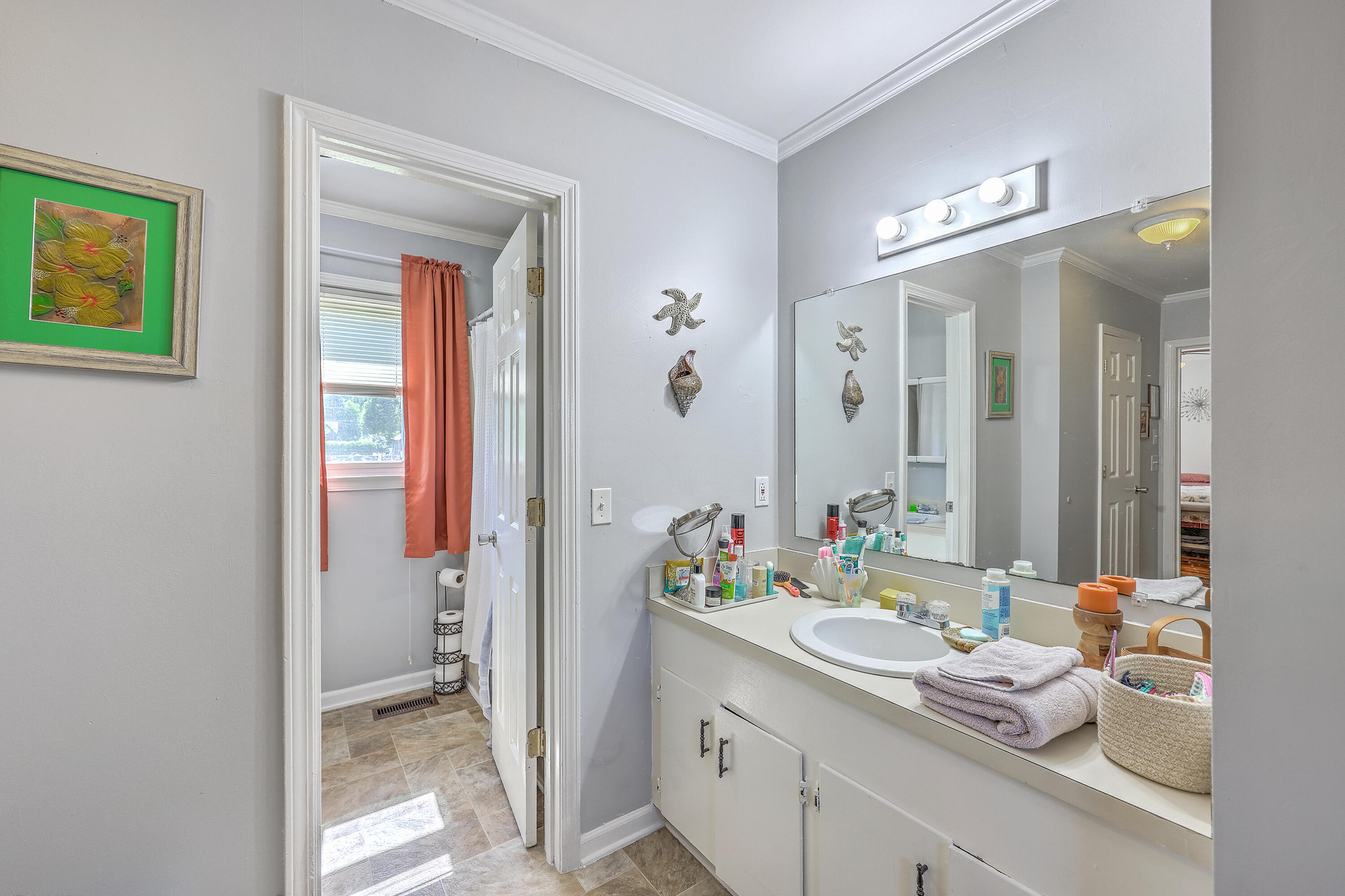 218 Breedin Street Manning, SC 29102 - Photo 13 of 31 ZYN_0148_49_50_51_52_53_54