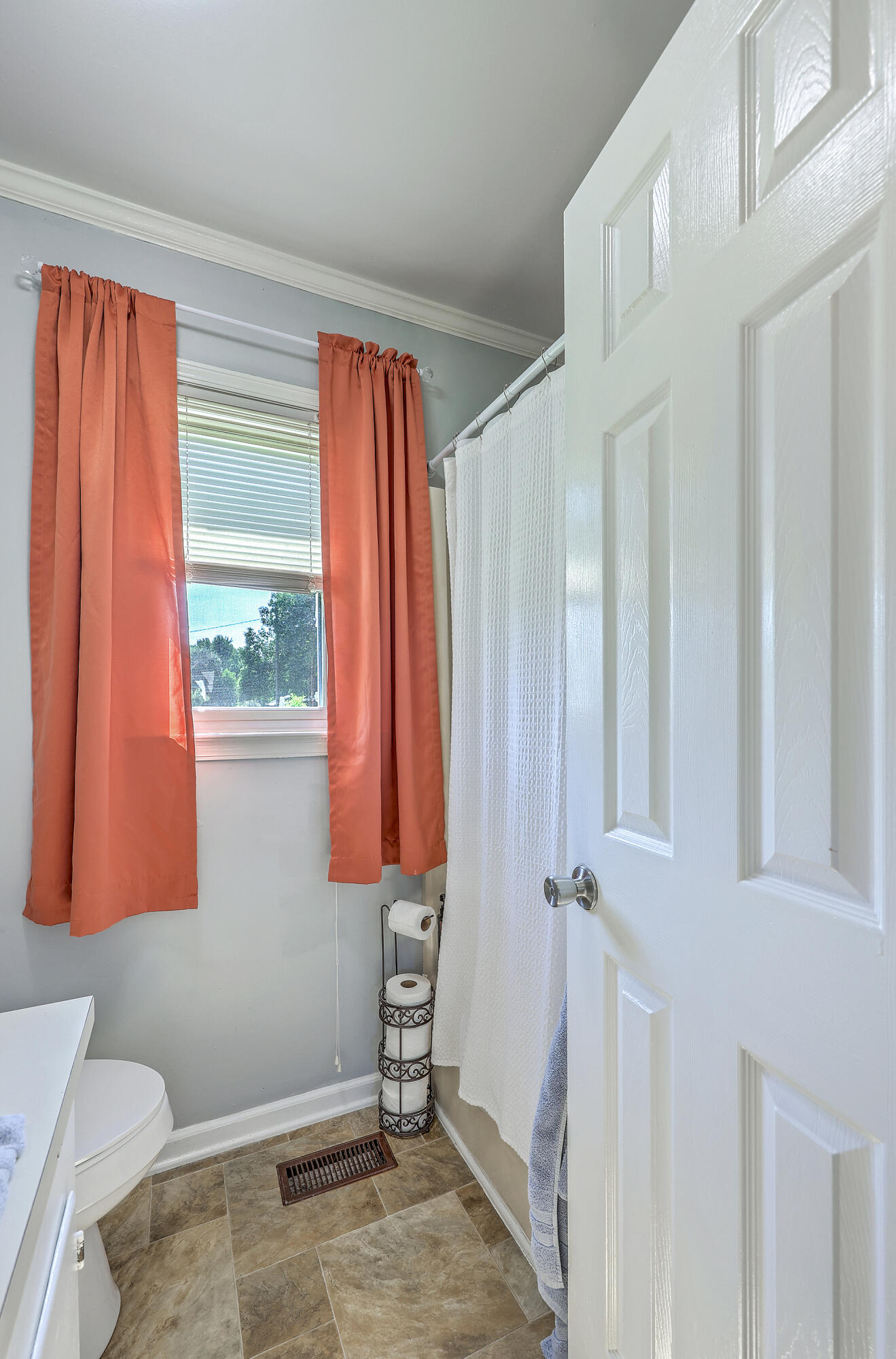 218 Breedin Street Manning, SC 29102 - Photo 15 of 31 ZYN_0162_3_4_5_6_7_8