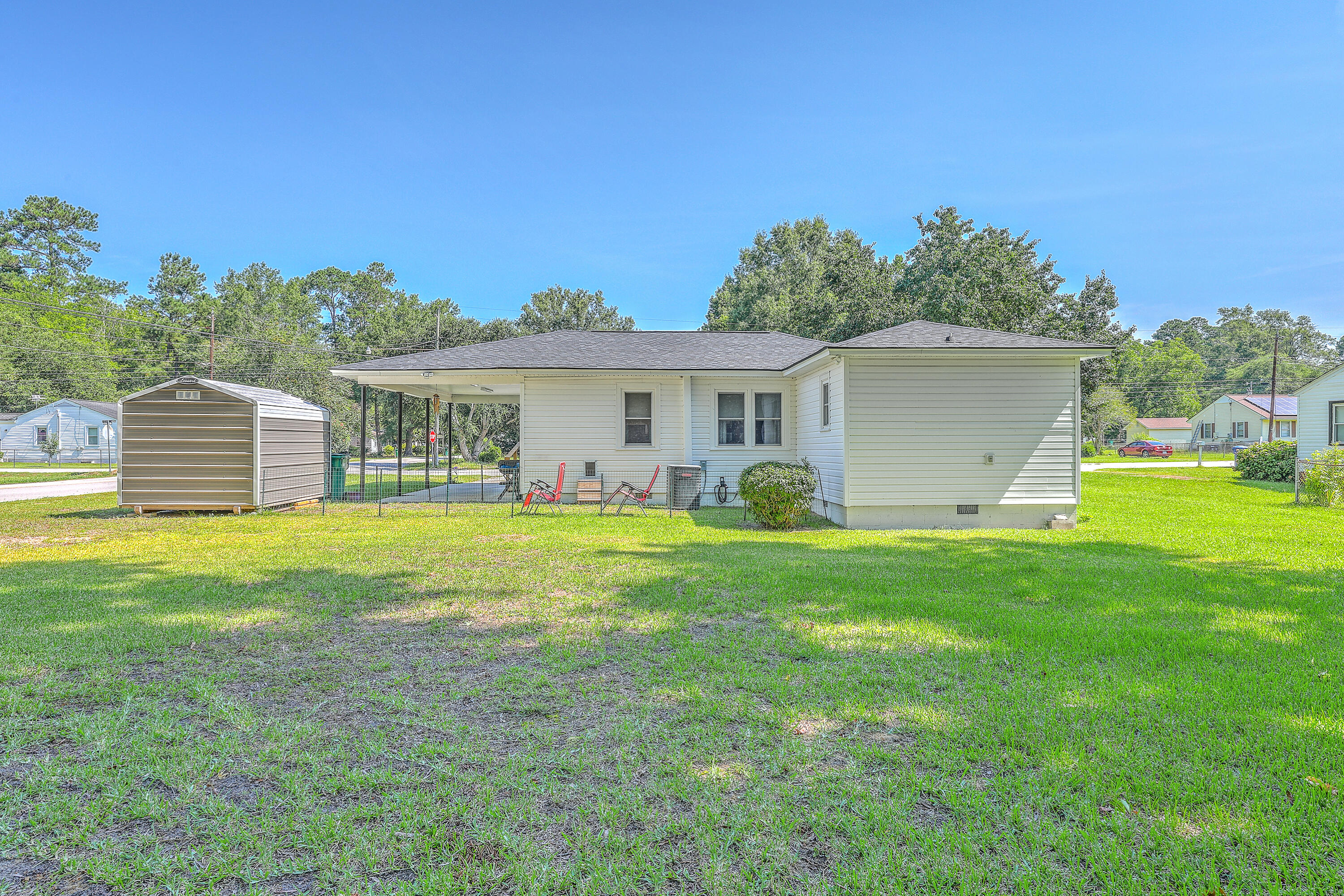 218 Breedin Street Manning, SC 29102 - Photo 28 of 31 ZYN_0253_4_5_6_7_8_9