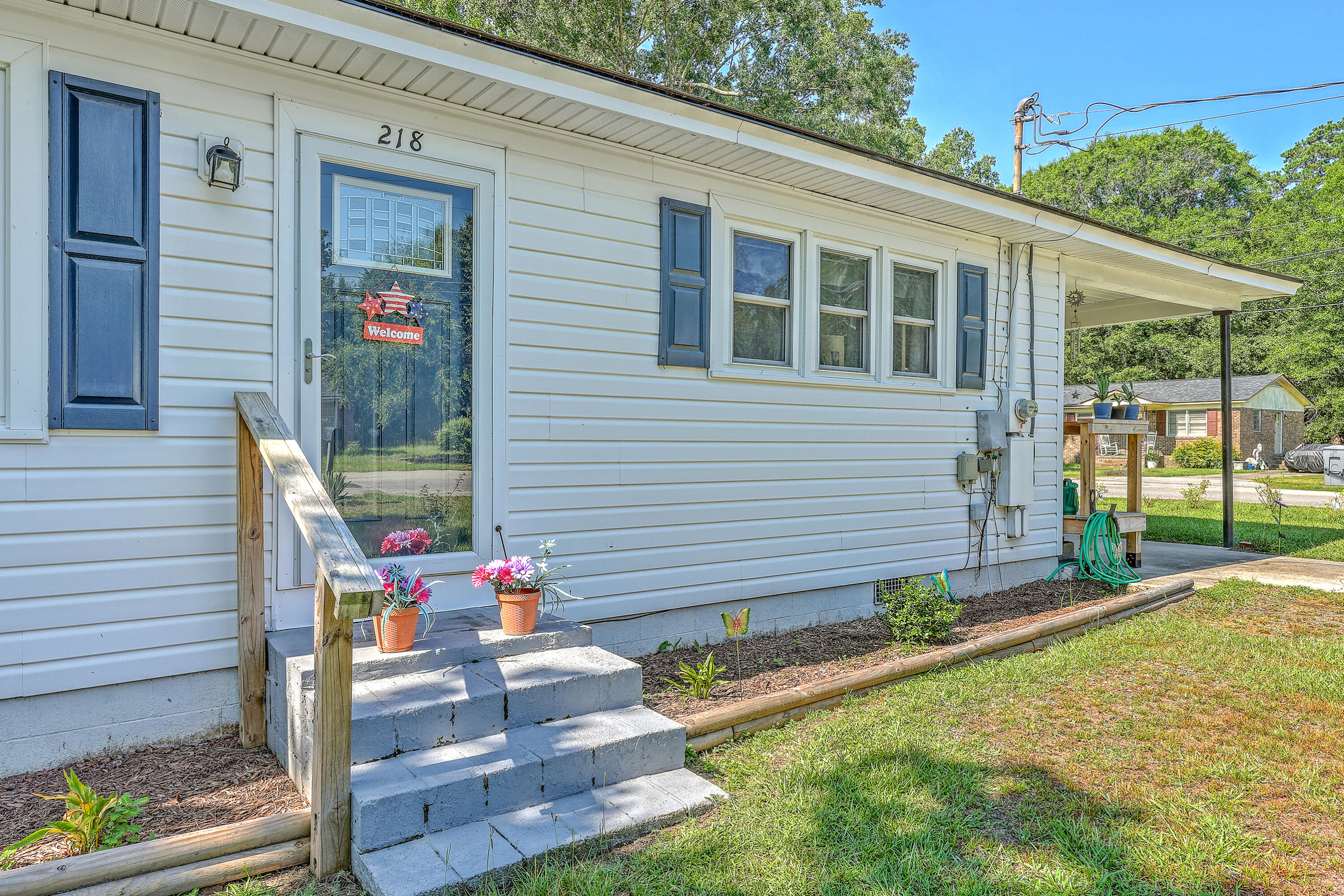 218 Breedin Street Manning, SC 29102 - Photo 5 of 31 ZYN_0092_3_4_5_6_7_8