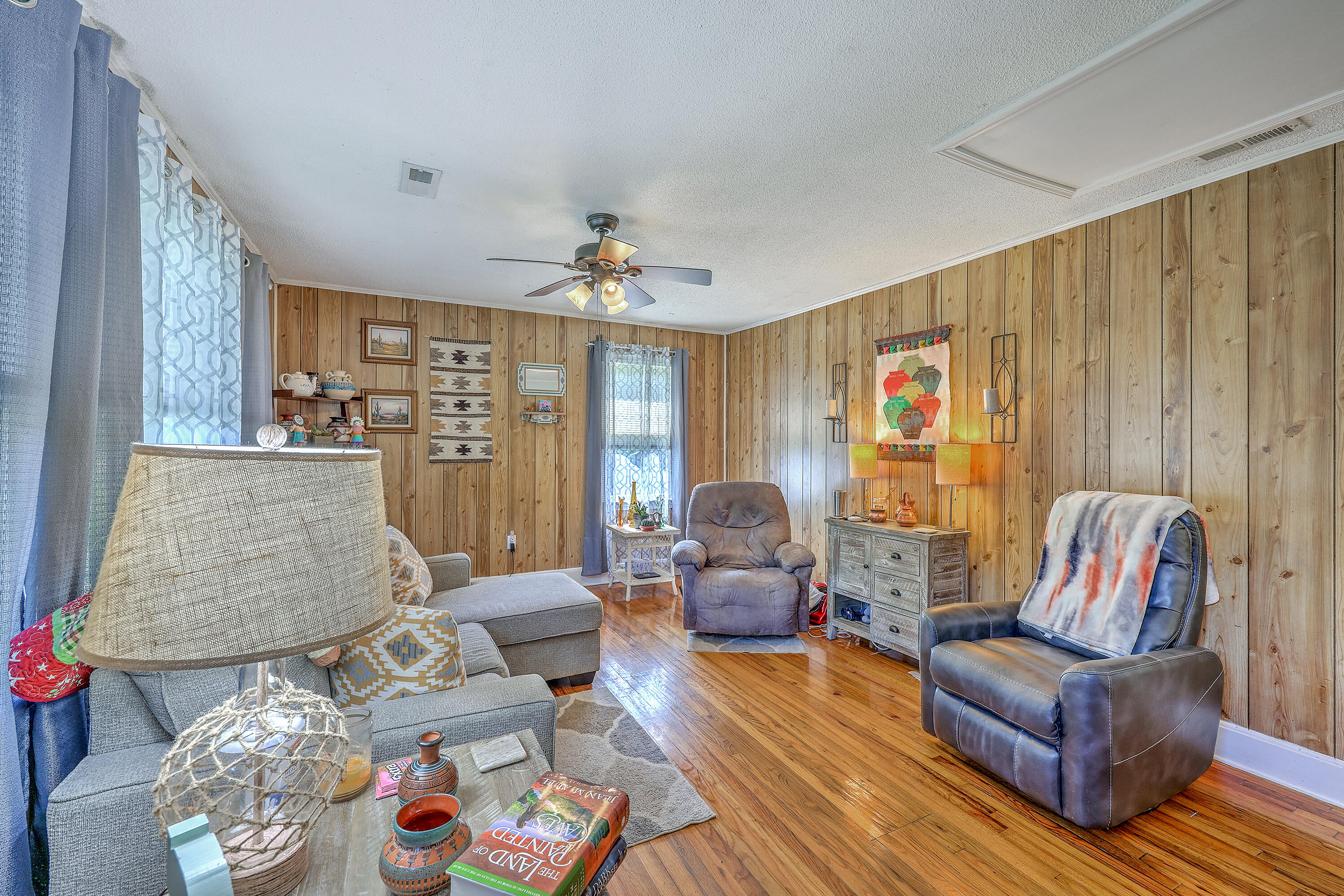 218 Breedin Street Manning, SC 29102 - Photo 7 of 31 ZYN_0106_07_08_09_10_11_12