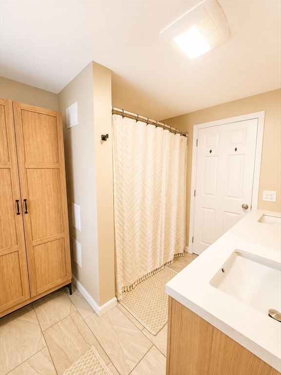 1096 Long Pond Road Plymouth, MA 02360 - Photo 10 of 33
