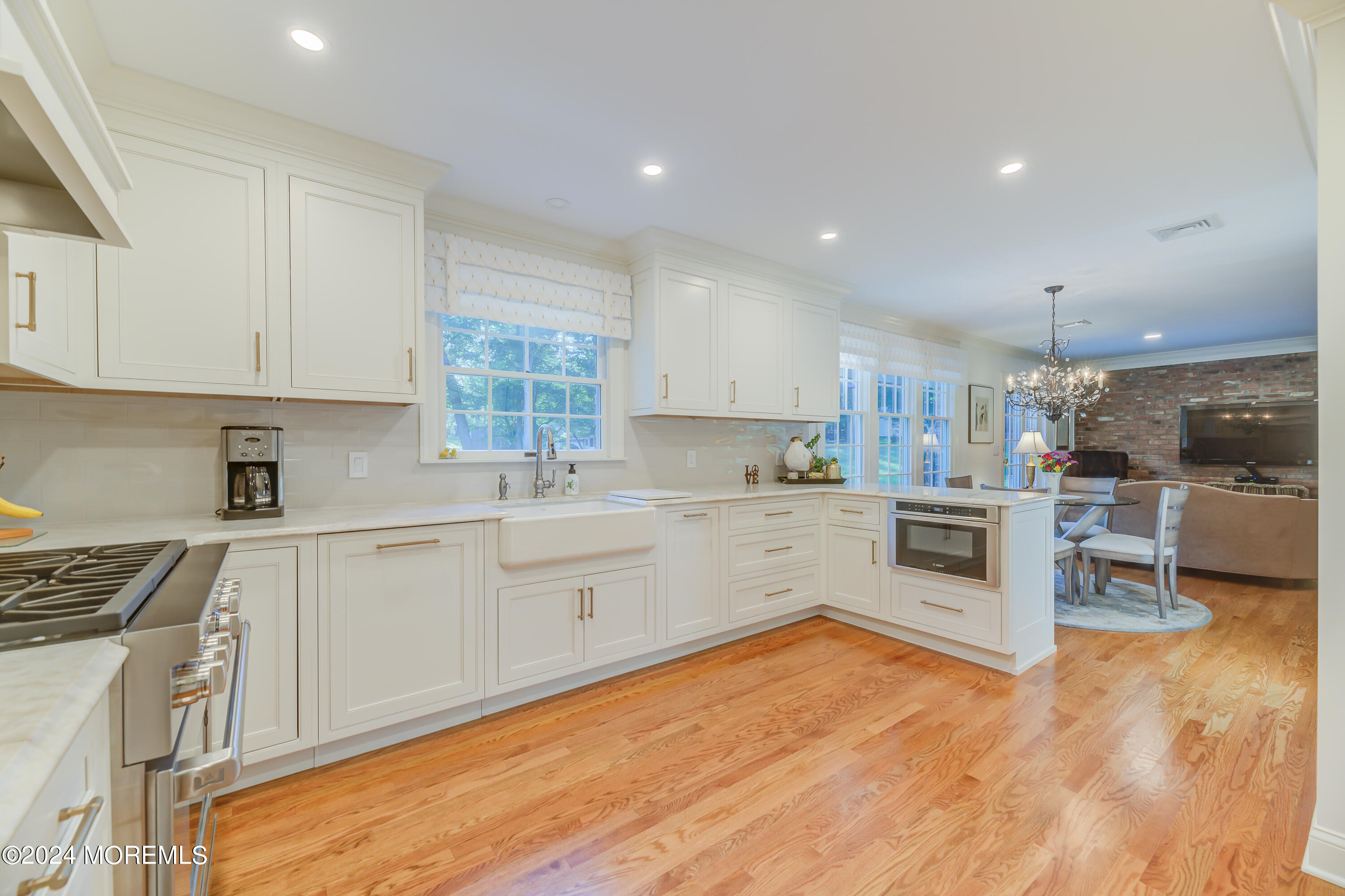 34 Acorn Place Colts Neck, NJ 07722 - Photo 17 of 63 34 Acorn (17 of 49)