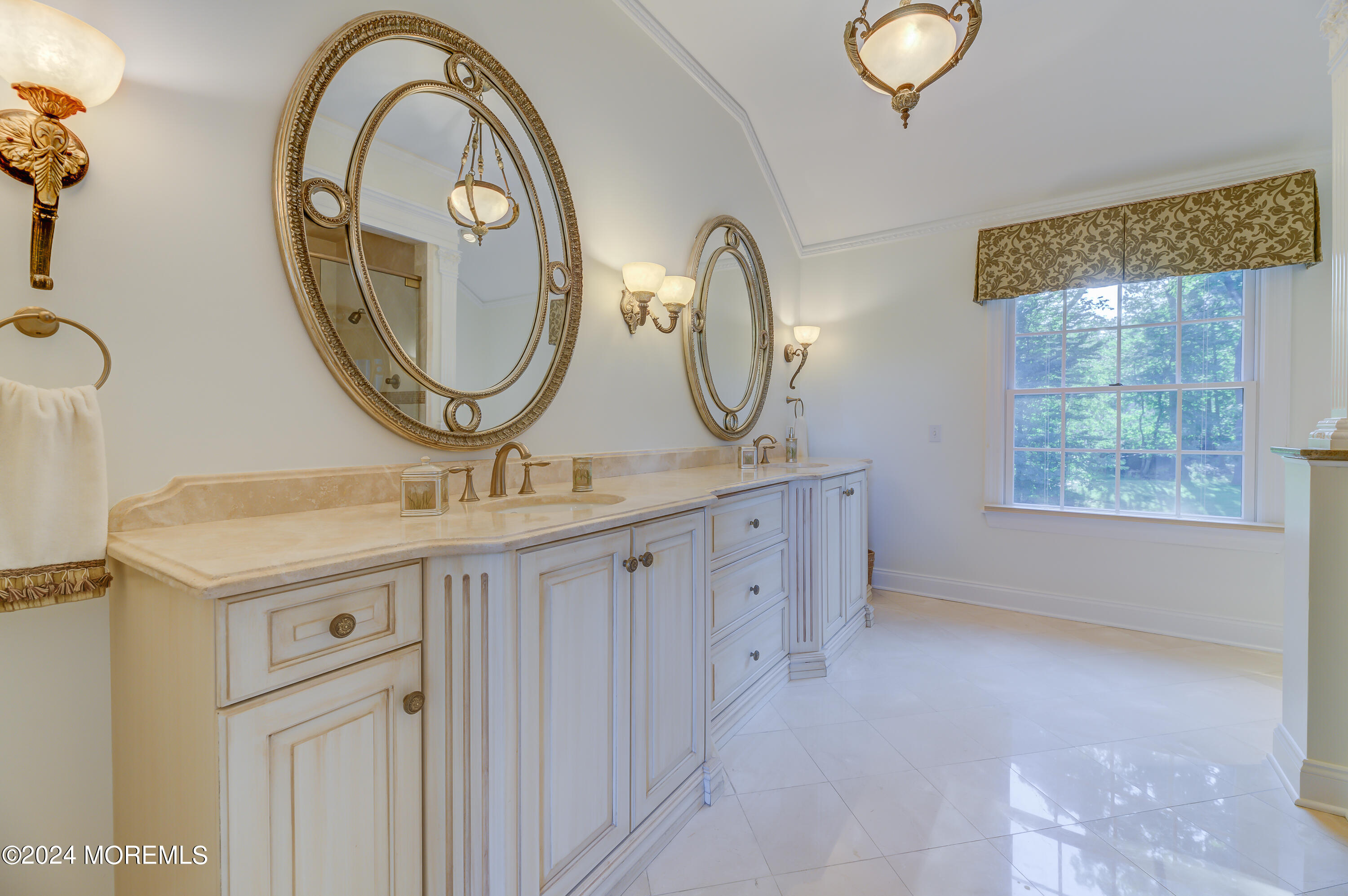 34 Acorn Place Colts Neck, NJ 07722 - Photo 33 of 63 34 Acorn (33 of 49)