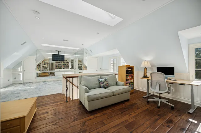 $4,799,000 | 528 Roslyn Road, Kenilworth, IL 60043