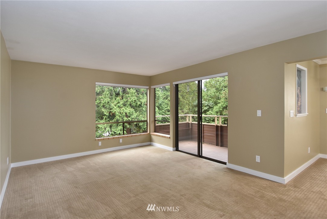 550 Elm Way, Unit 313 Edmonds, WA 98020 - Photo 2 of 25 Gallery Image 2