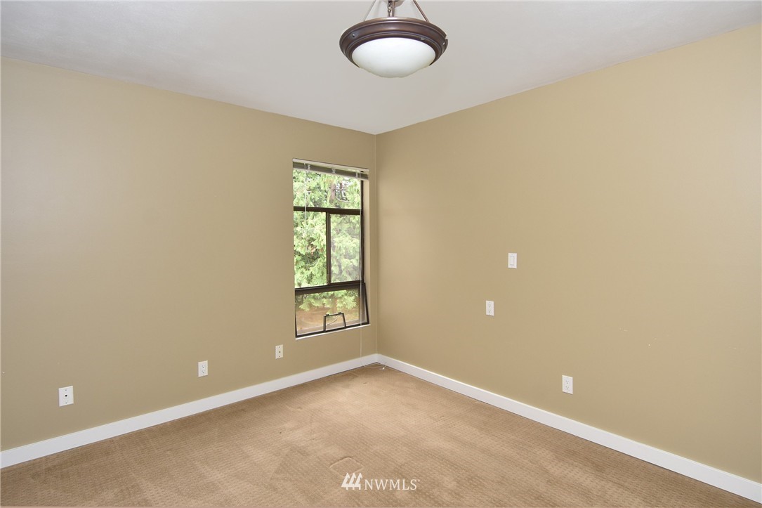 550 Elm Way, Unit 313 Edmonds, WA 98020 - Photo 17 of 25 Gallery Image 17