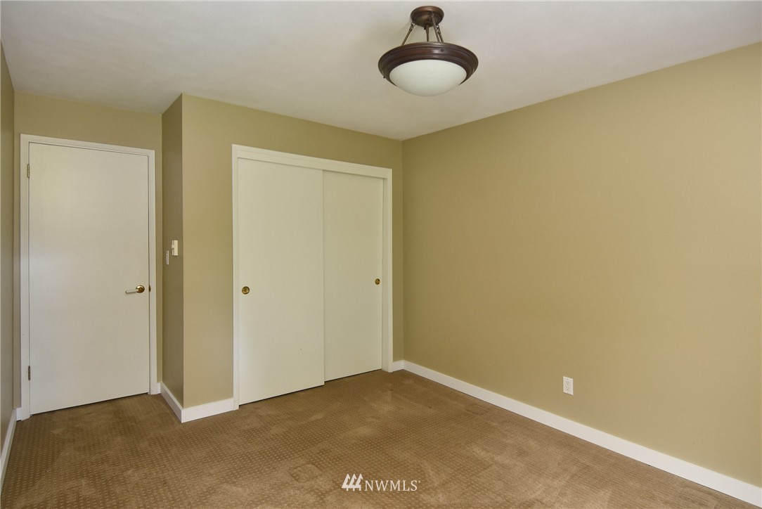 550 Elm Way, Unit 313 Edmonds, WA 98020 - Photo 18 of 25 Gallery Image 18