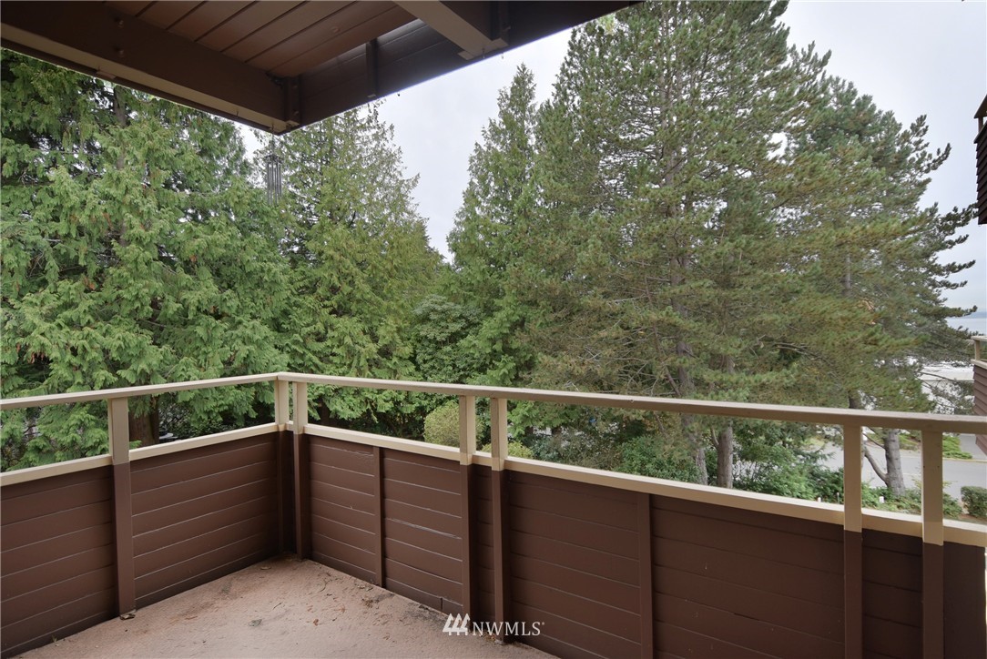 550 Elm Way, Unit 313 Edmonds, WA 98020 - Photo 4 of 25 Gallery Image 4