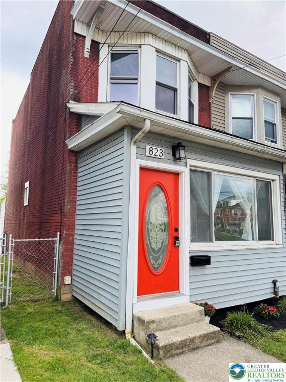 823 Spring Street Bethlehem, PA 18018 - Photo 1 of 39 a sign that is on the side of a building