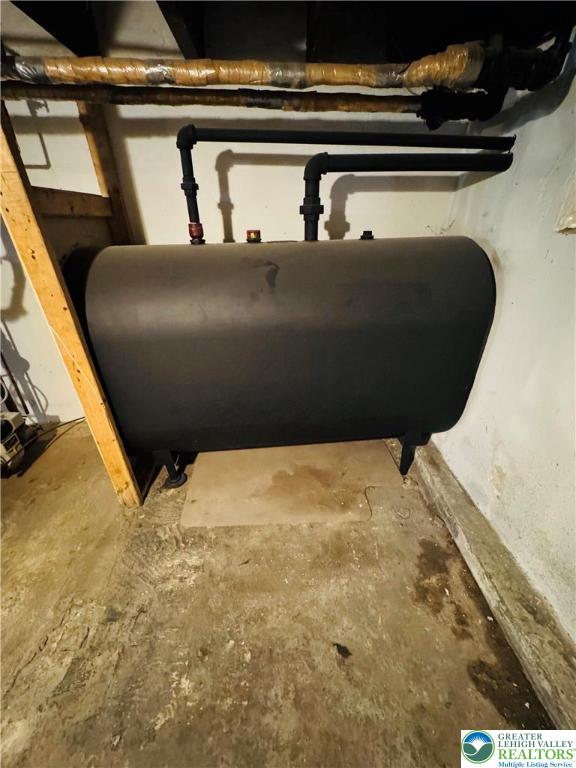 823 Spring Street Bethlehem, PA 18018 - Photo 39 of 39 a close view of sink