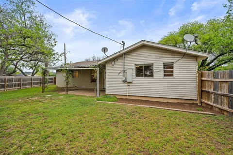 $389,000 | 7404 Bucknell Drive, Austin, TX 78723