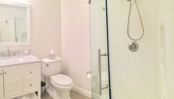 $5,000 | 4 Bay Street, Unit A0, Hull, MA 02045