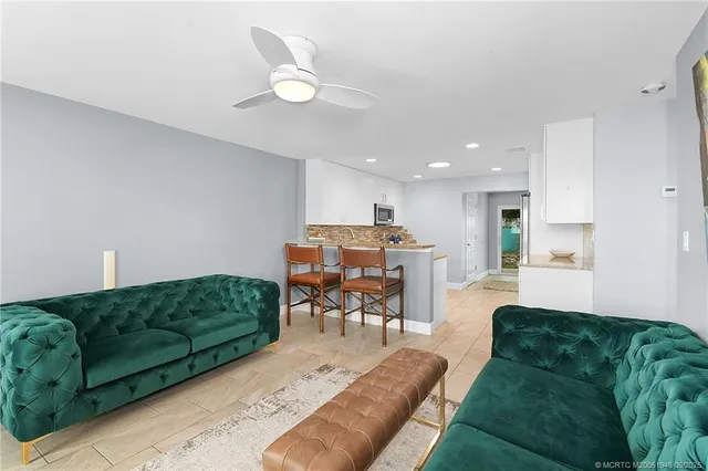 $335,000 | 159 Southeast Sailfish Lane, Stuart, FL 34996