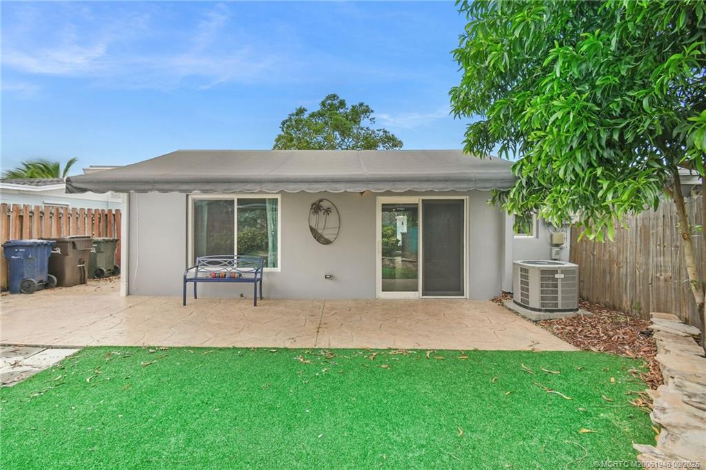 159 Southeast Sailfish Lane Stuart, FL 34996 - Photo 32 of 35