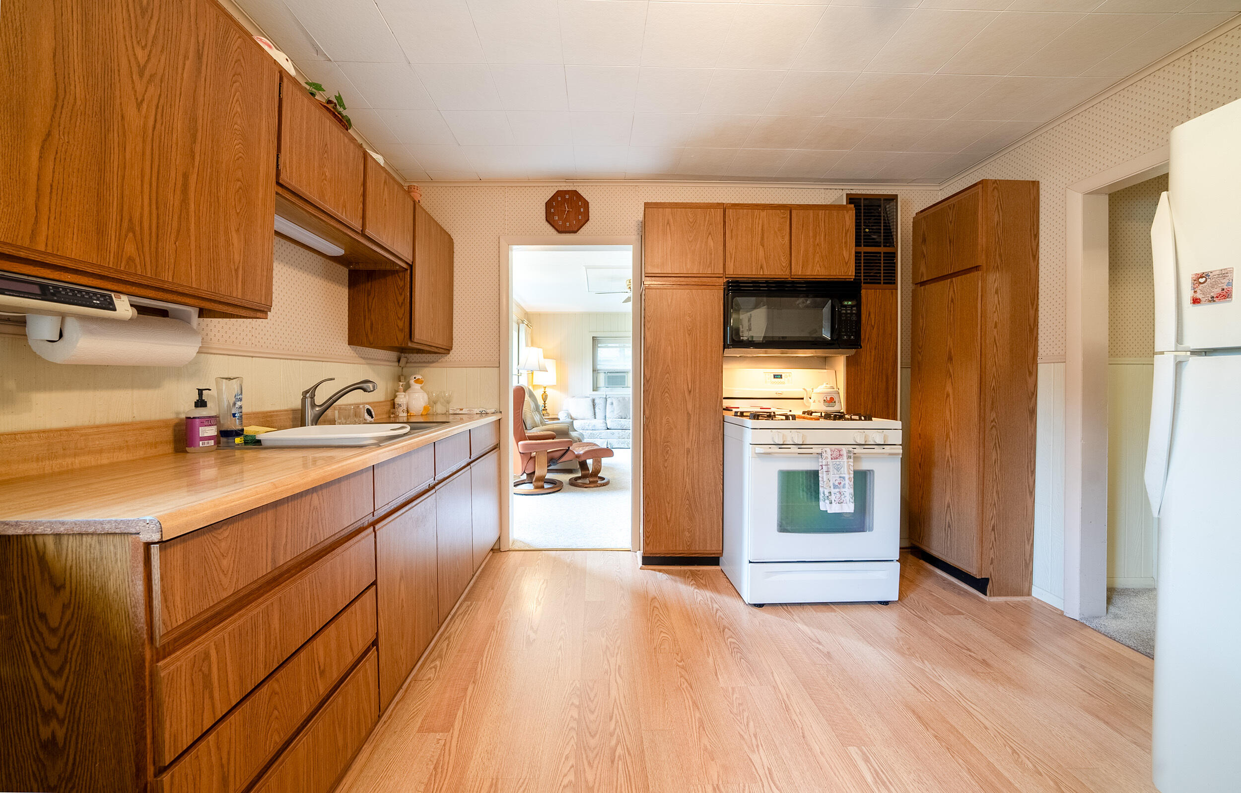 1301 Becker Road Muskegon, MI 49445 - Photo 16 of 27 17. Kitchen 3