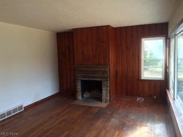 7636 Johnnycake Ridge Road Mentor, OH 44060 - Photo 2 of 25 Gallery Image 2