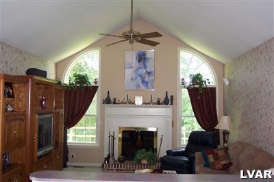 210 Broad Acres Road Lansdale, PA 19446 - Photo 3 of 7 Gallery Image 3