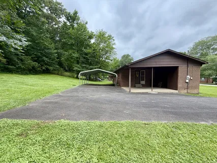 $189,000 | 750 Cherokee Drive, New Johnsonville, TN 37134