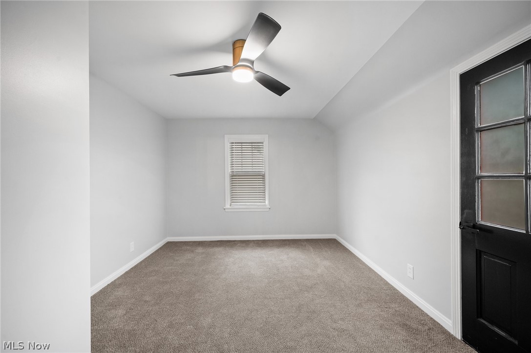 939 Elbon Road Cleveland Heights, OH 44121 - Photo 18 of 33