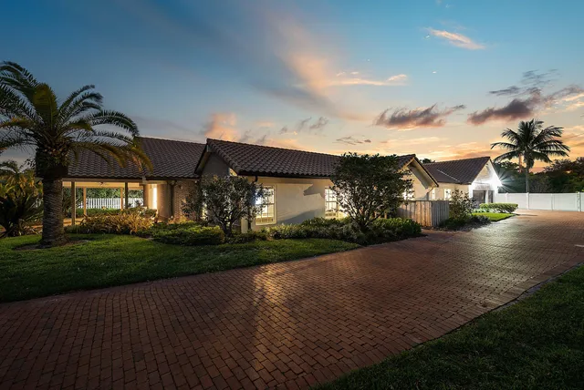 $5,990,000 | 6641 Giralda Circle, Boca Raton, FL 33433